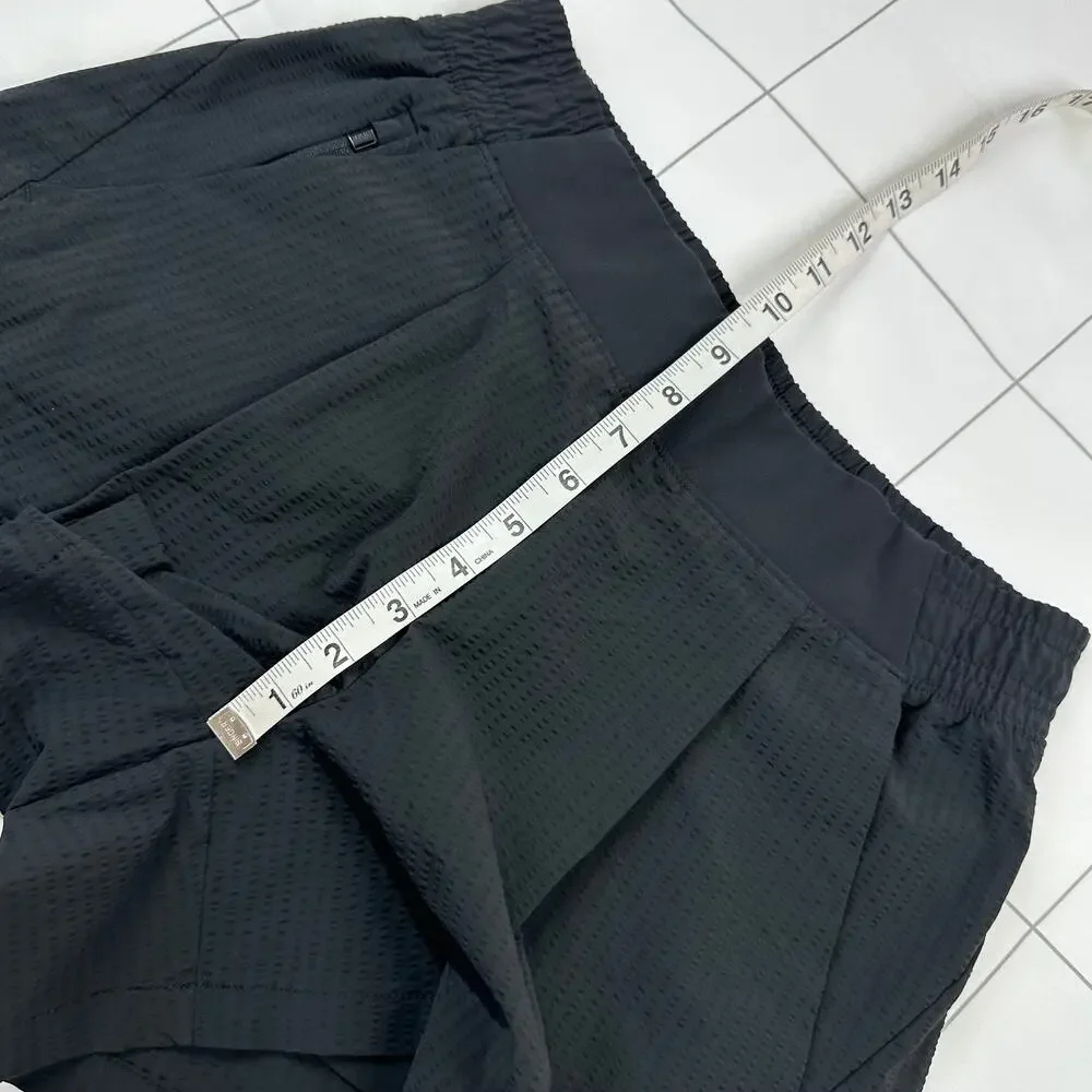 Athleta Shorts Womens 4 Black Textured Brooklyn Nylon Stretch Casual Athletic